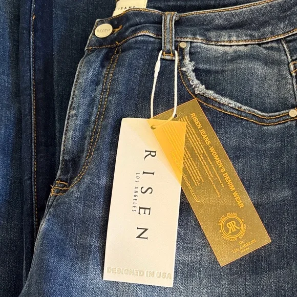 RISEN High Rise Side Shadow Seam Detail
Slit Flare Jeans RDP5635 Size 13 / 31 - Picture 9 of 11